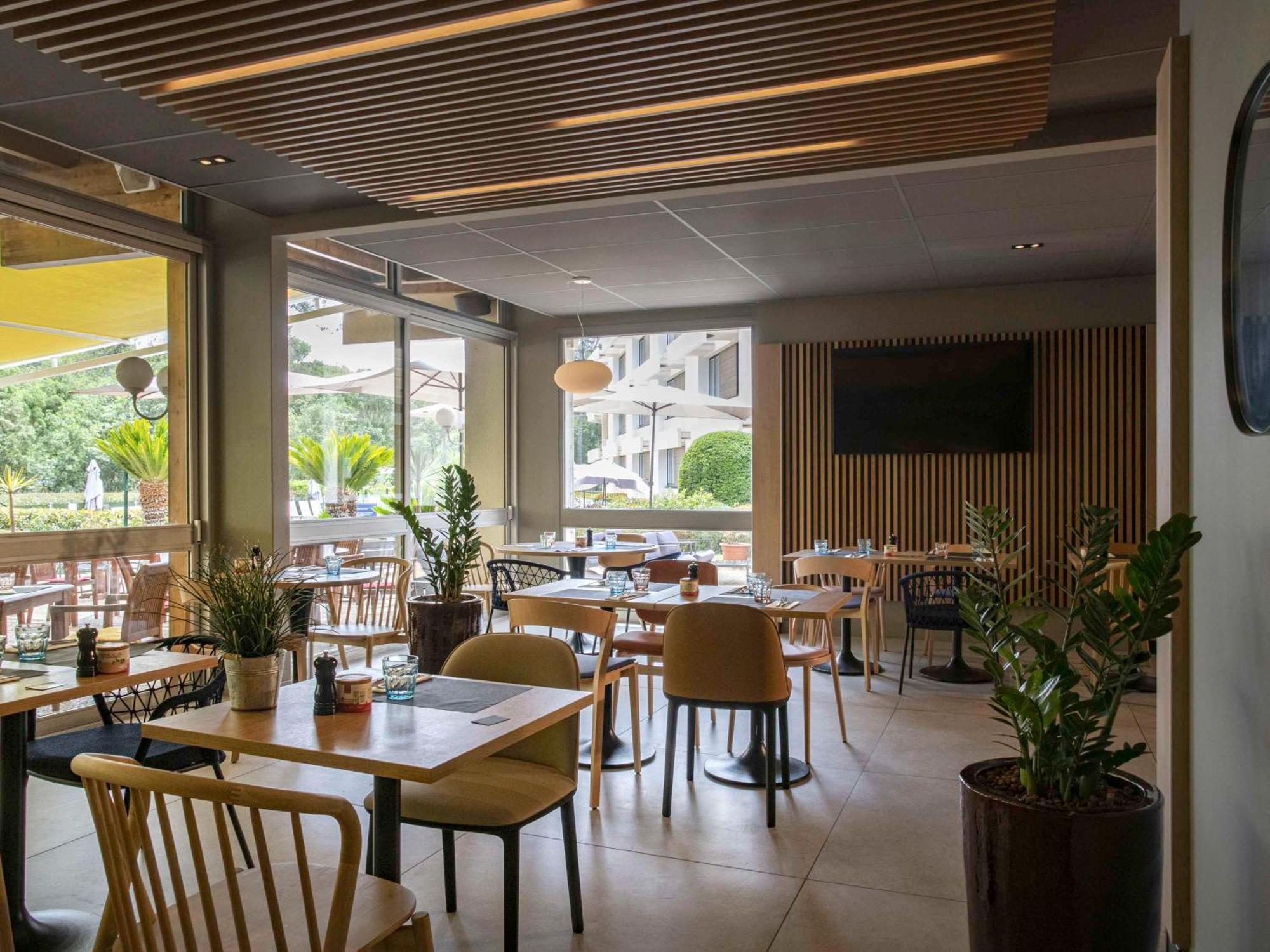 Novotel Antibes Sophia Antipolis Valbonne Exterior photo